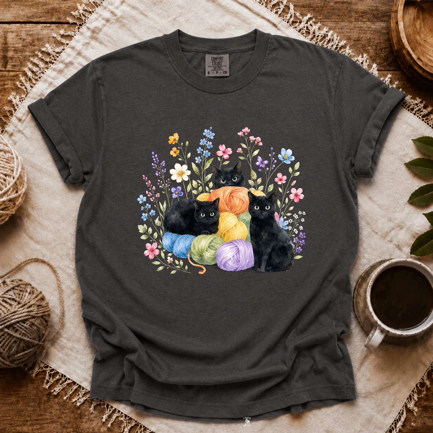 Comfort Colors I Like Yarn, Flowers And Three Cats T-shirt