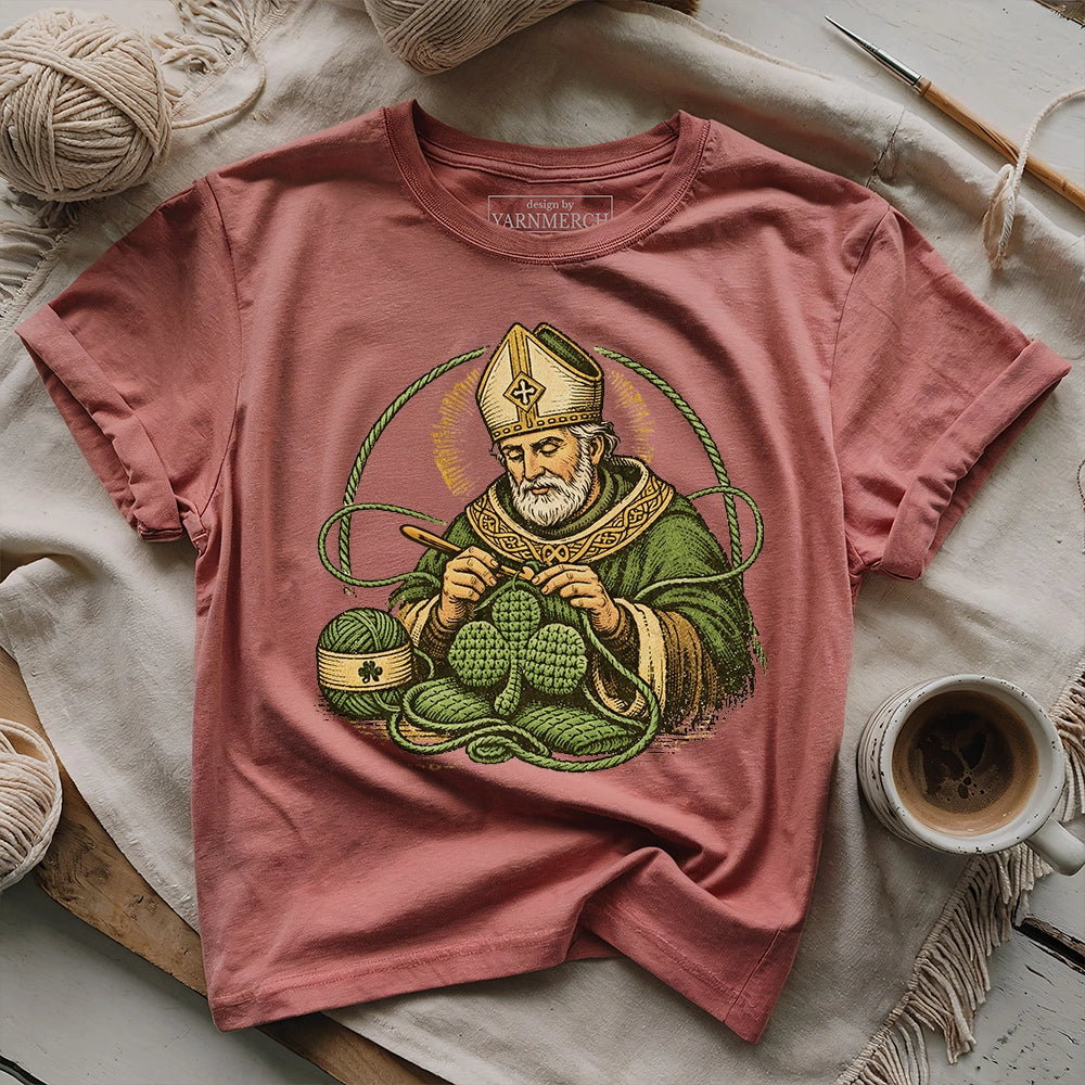 St.Patrick Crocheting Shamrock T-shirt