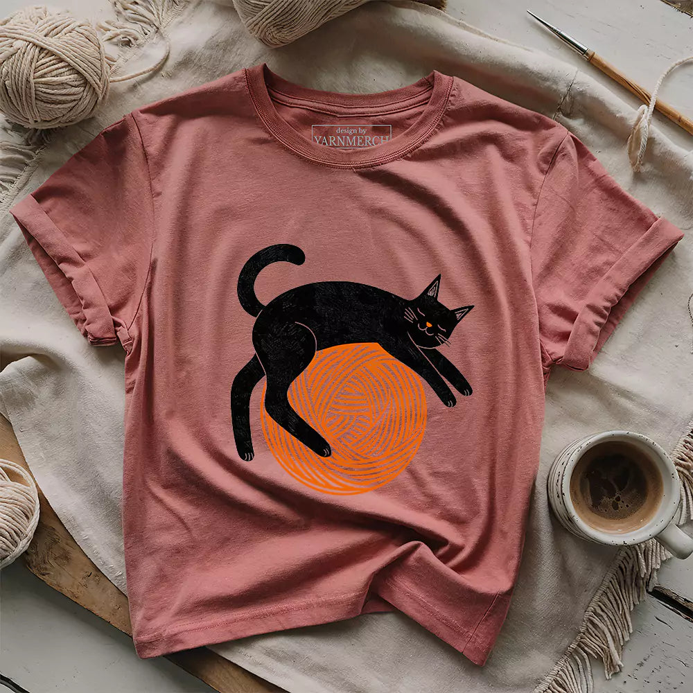 Lazy Cat & Yarn T-shirt