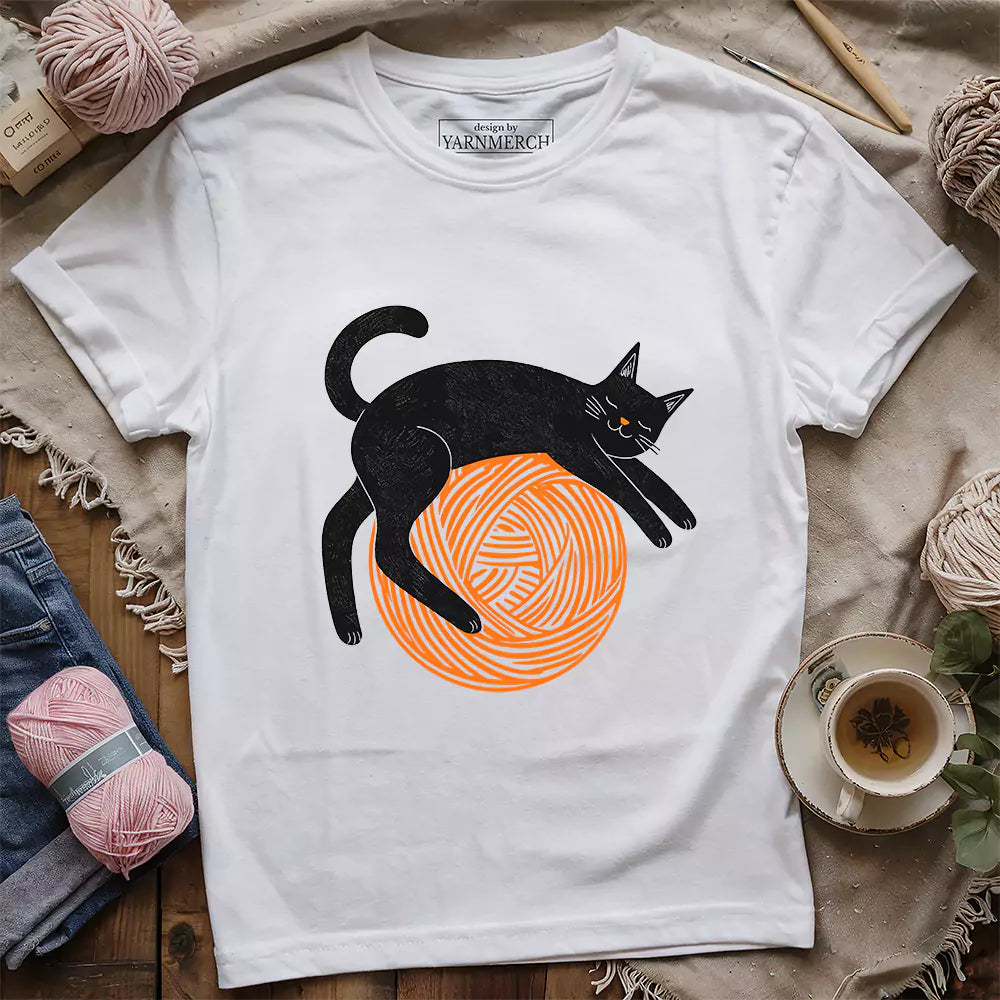 Lazy Cat & Yarn T-shirt