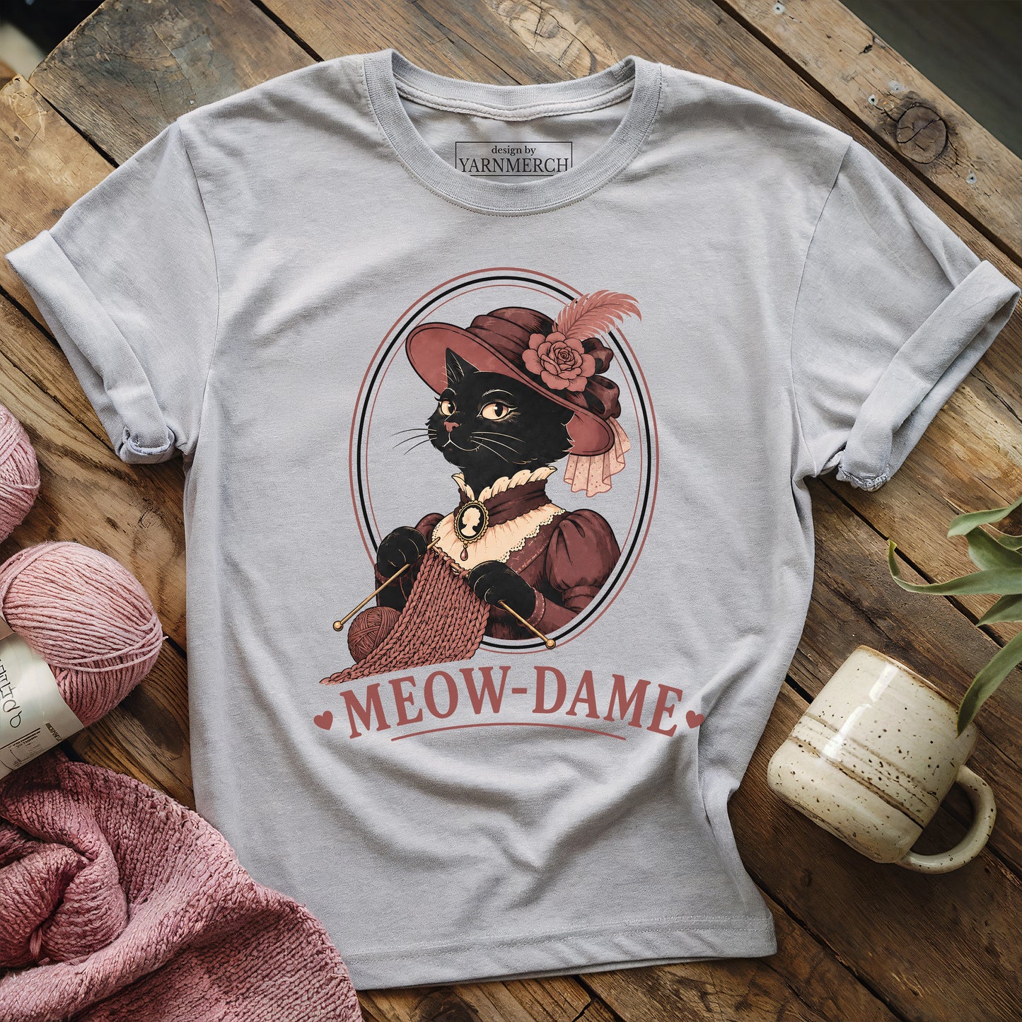 Meow-dame T-shirt