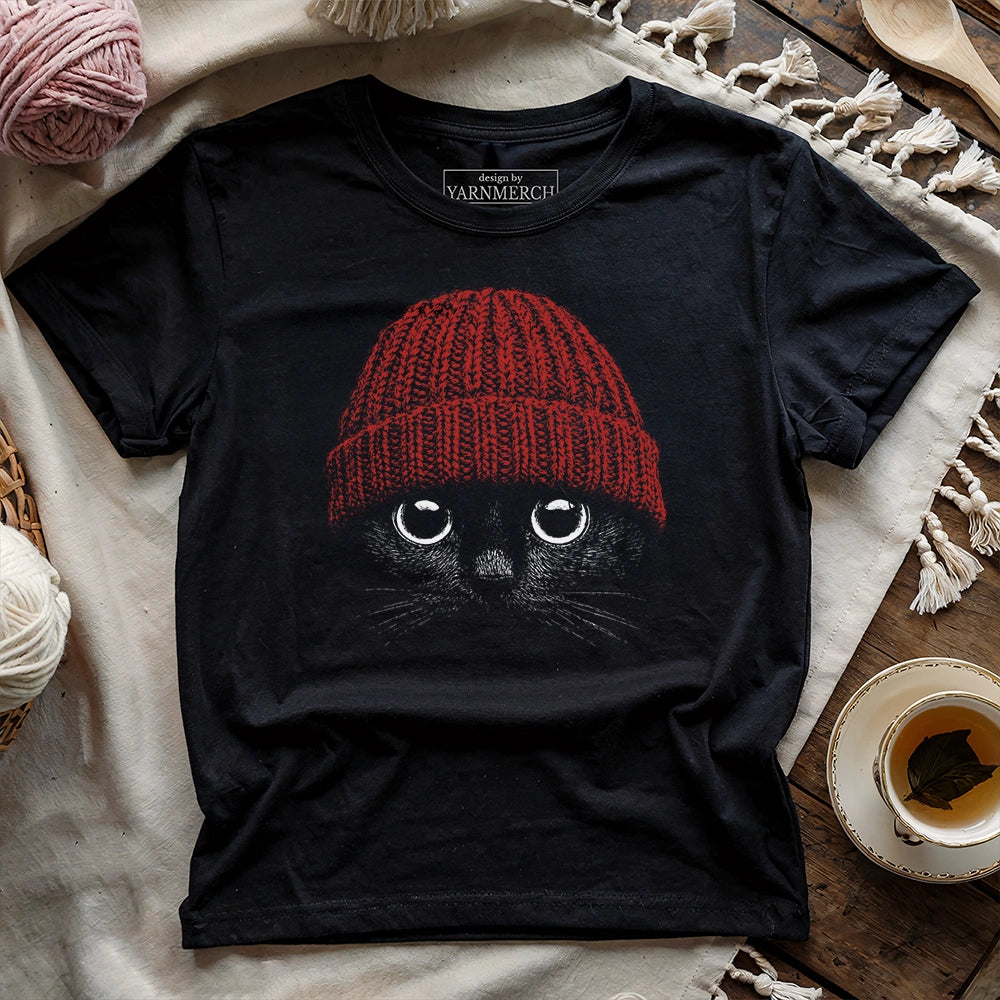 Beanie Black Cat T-shirt