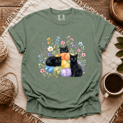 Comfort Colors I Like Yarn, Flowers And Three Cats T-shirt