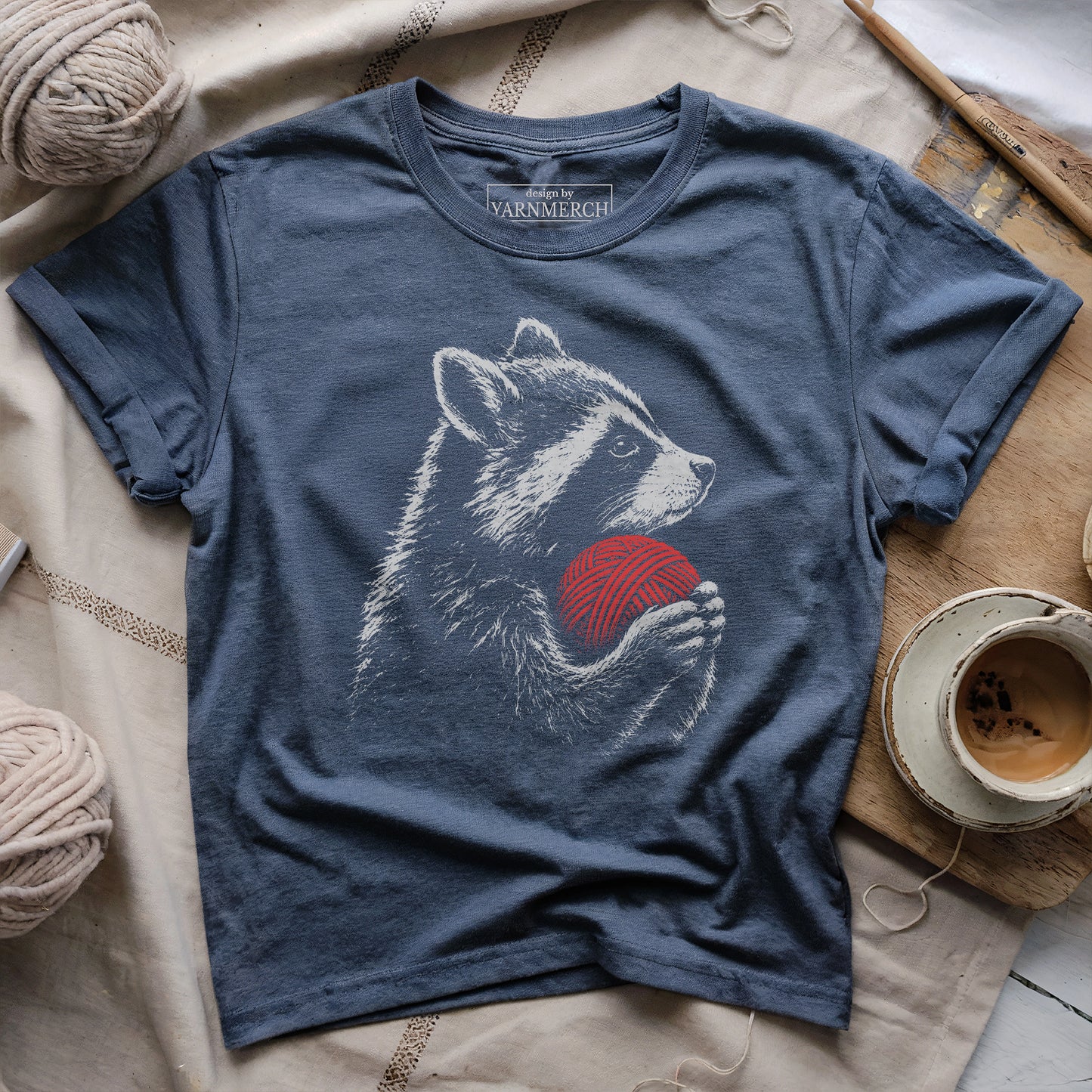 Red & Racoon T-shirt