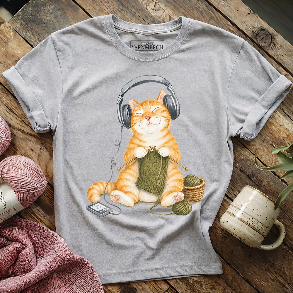 Knitting Headphone Cat T-shirt