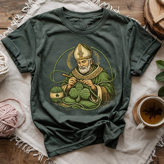 St.Patrick Crocheting Shamrock T-shirt