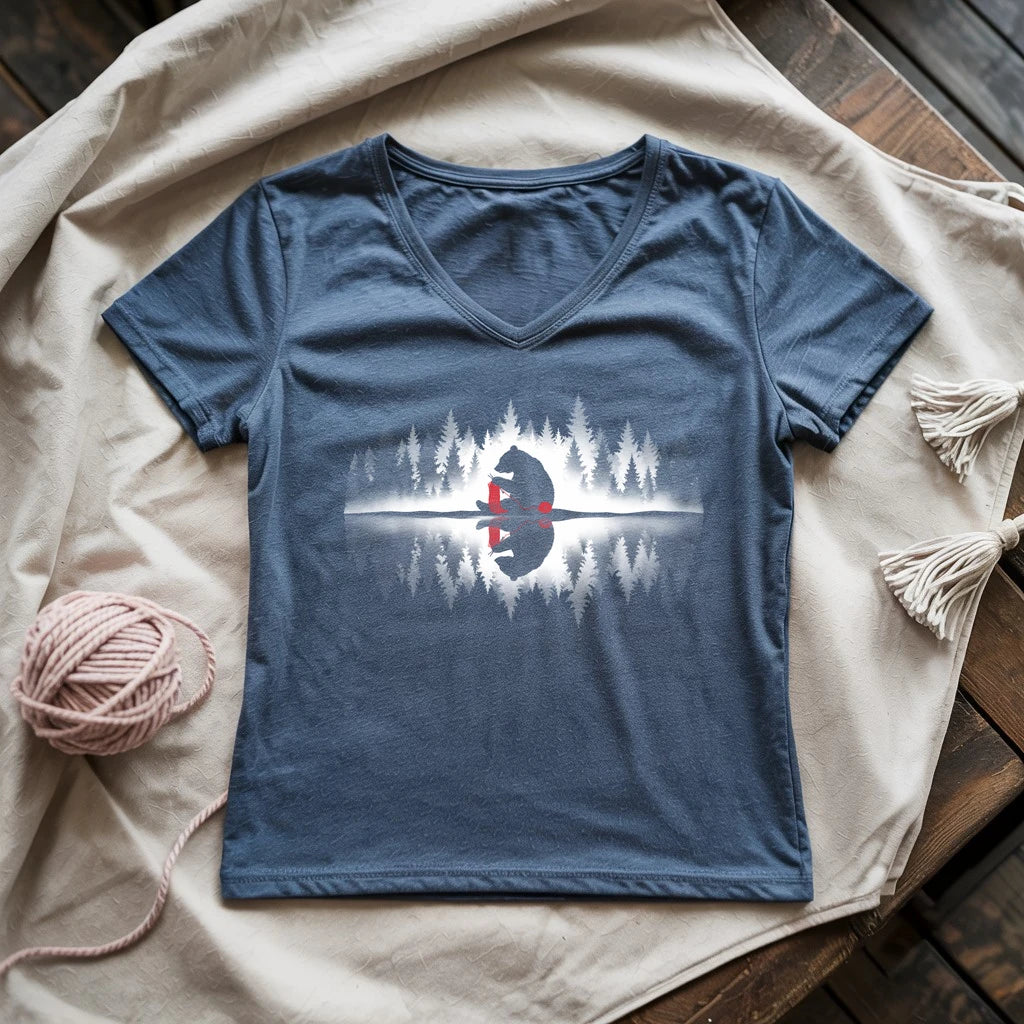 Bear Knitting Reflection Lady V-neck